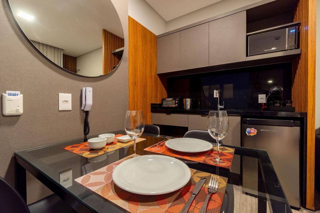 Aion Suites 103 - Compacto E Luxuoso Loft - Rooftop Com Piscina E Academia - A Poucos Passos Da Praia Бомбиньяс Экстерьер фото
