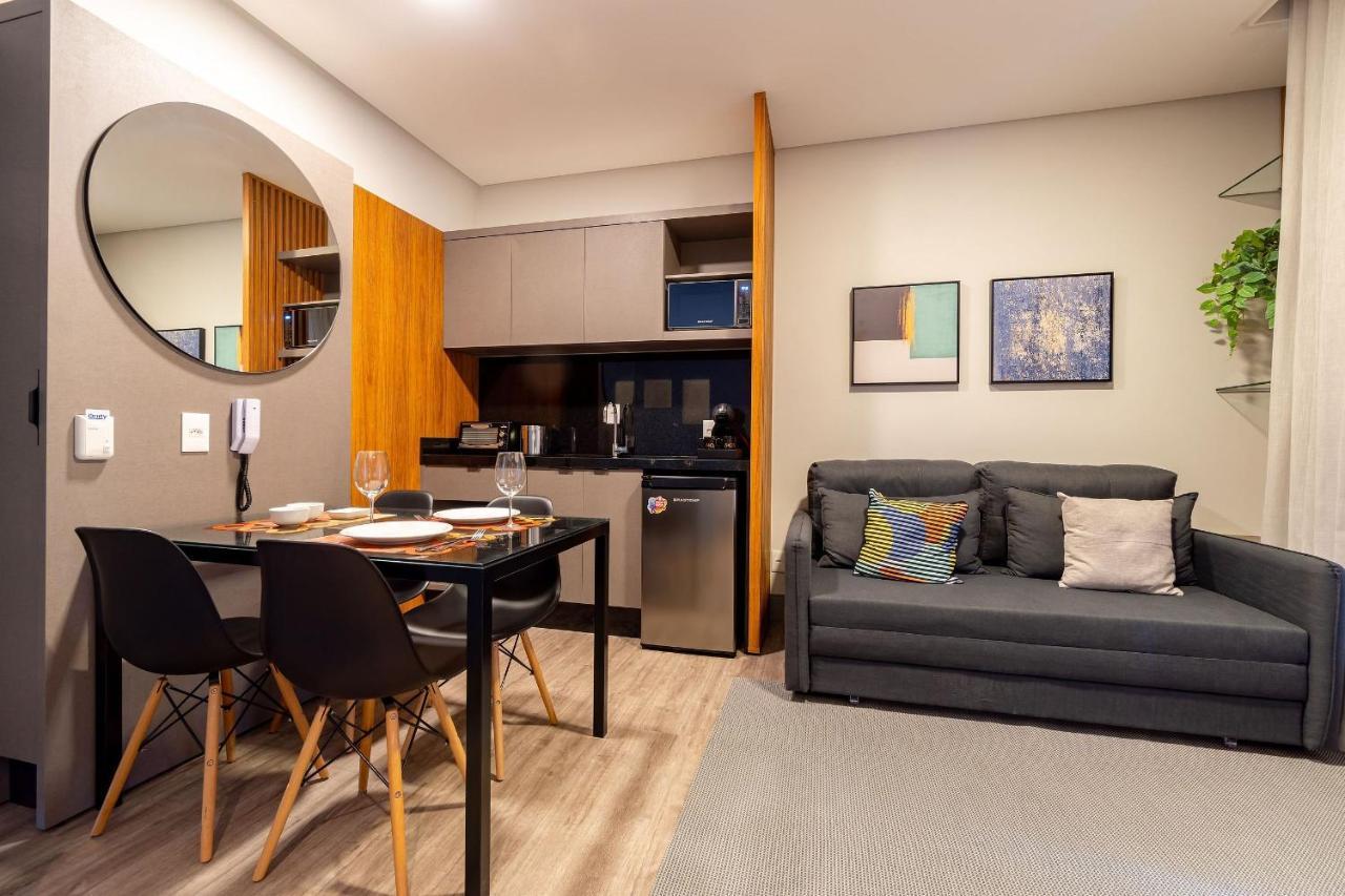Aion Suites 103 - Compacto E Luxuoso Loft - Rooftop Com Piscina E Academia - A Poucos Passos Da Praia Бомбиньяс Экстерьер фото