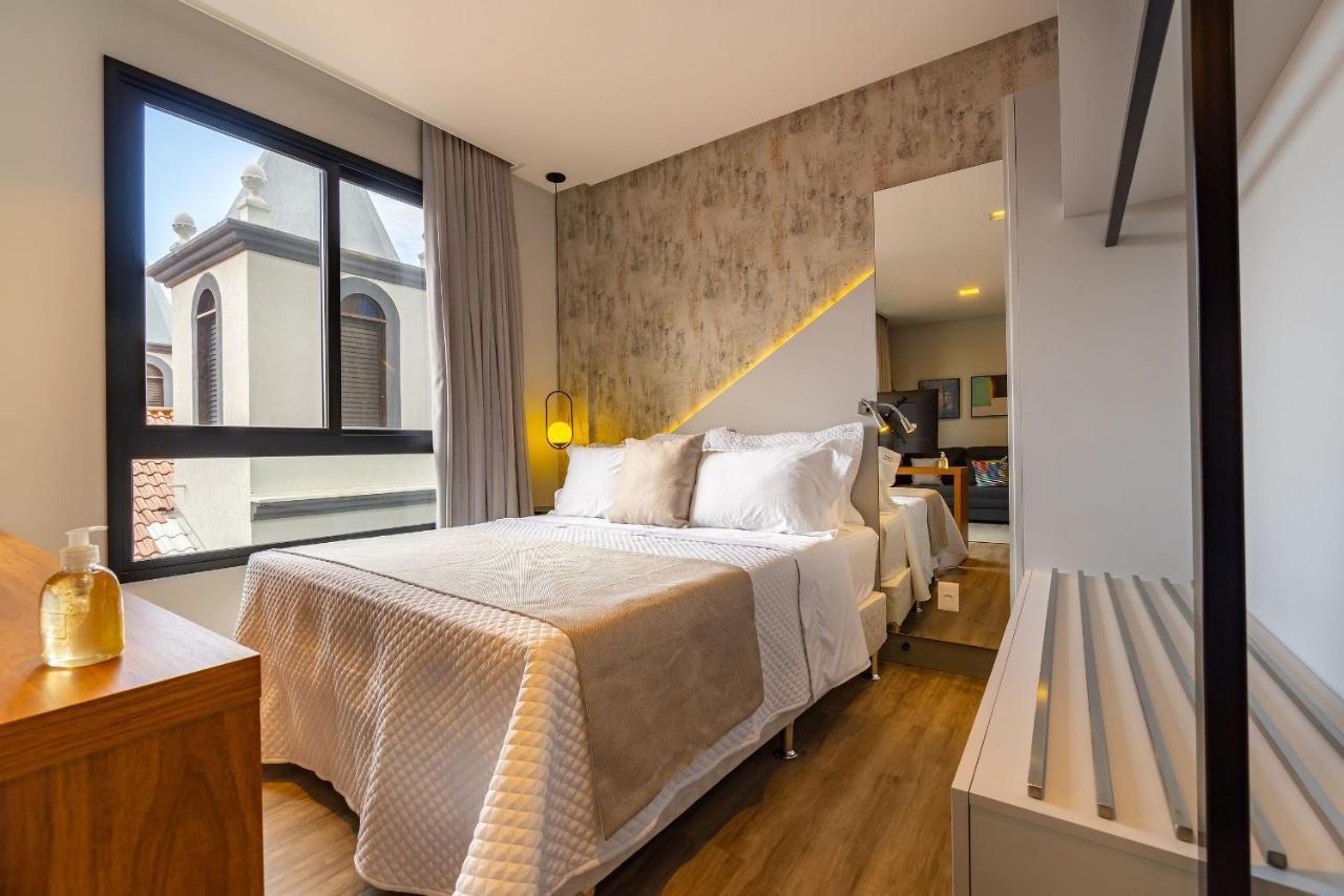 Aion Suites 103 - Compacto E Luxuoso Loft - Rooftop Com Piscina E Academia - A Poucos Passos Da Praia Бомбиньяс Экстерьер фото