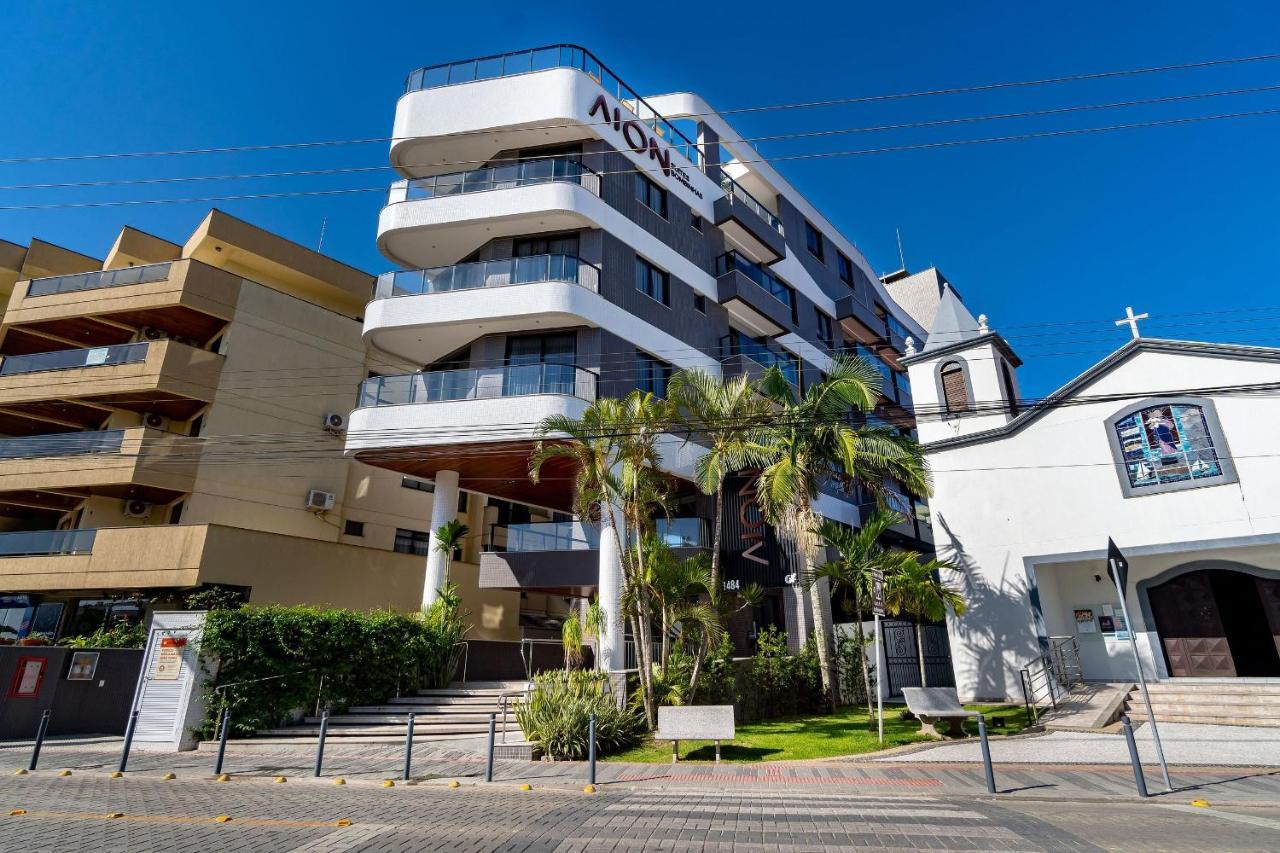 Aion Suites 103 - Compacto E Luxuoso Loft - Rooftop Com Piscina E Academia - A Poucos Passos Da Praia Бомбиньяс Экстерьер фото